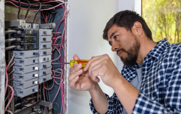 Best Electrical Outlet Repair  in Springhill, LA